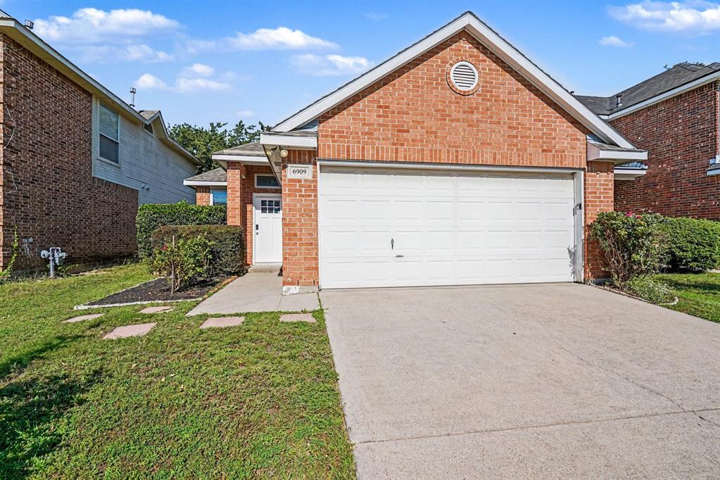 This updated, move-in-ready three-bedroom, two-bathroom home is located in the desirable Park Glen. Featuring an inviting layout, the heart of the home is the main living area, which is centered around a cozy fireplace. The kitchen has been thoughtfully updated with granite countertops and stainless-steel appliances. In the primary suite, you will find an ensuite with modern finishes and a large walk-in closet providing ample storage space. Step outside to a private, fully fenced backyard, offering a secure space for outdoor entertaining or pets. This home is perfectly situated for convenience, located near local shopping and restaurants with easy access to Hwy 183 and I-35W.  Schedule your private showing today!