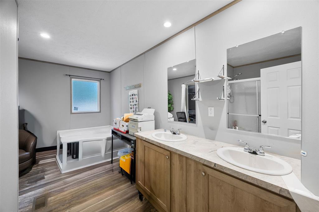 Carpenters Mobile Acres - Residential