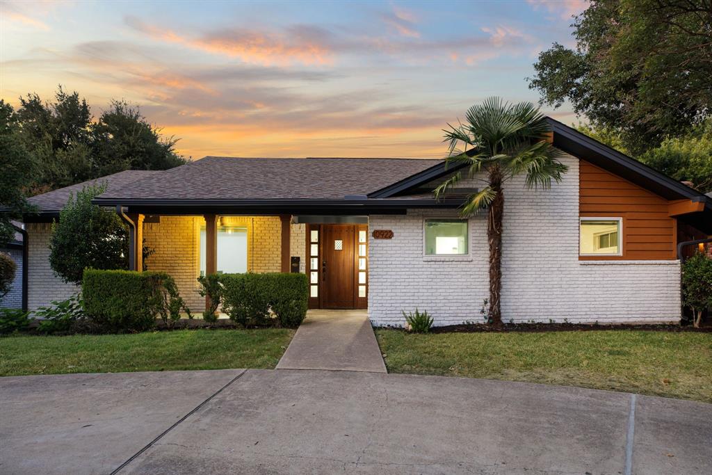 Motivated seller!!! Bring all offers. Modern luxury meets timeless Lake Highlands charm in this beautifully updated one-story home nestled in the coveted White Rock North neighborhood. With 4 bedrooms, 2.5 bathrooms, and approximately 2,496 sq ft of light-filled living space, this property checks every box.
Step inside to an inviting open-concept layout designed for everyday comfort and entertaining. The spacious living area flows seamlessly into the dining space and chef-inspired kitchen featuring custom cabinetry, sleek quartz countertops, and stainless-steel appliances.
Every detail has been thoughtfully updated from new flooring and modern fixtures to stylish bathrooms and upgraded mechanical systems. This home truly offers a move-in-ready experience with all the right touches.
Outside, enjoy your own private backyard oasis complete with a sparkling pool, large deck, and lush lawn perfect for relaxing, entertaining, or playtime. The generous 0.28-acre lot provides space and privacy rarely found in this sought-after area.
Located within the highly rated Lake Highlands school zone and just minutes from parks, shopping, and dining, this home offers both convenience and community. Enough Talkin' Lets Get Walkin'!