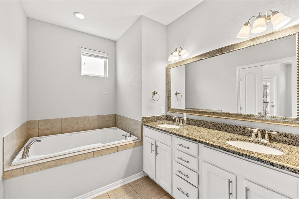 Plaza At Forest Park Condo - Residential