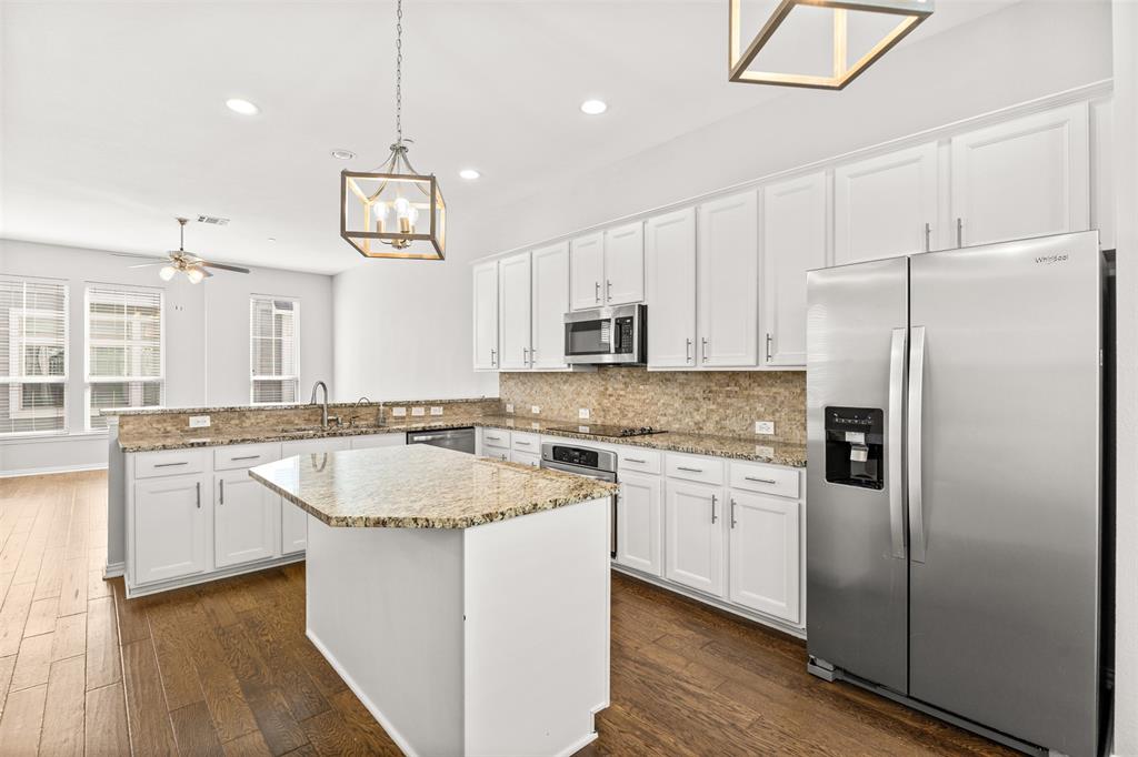 Plaza At Forest Park Condo - Residential