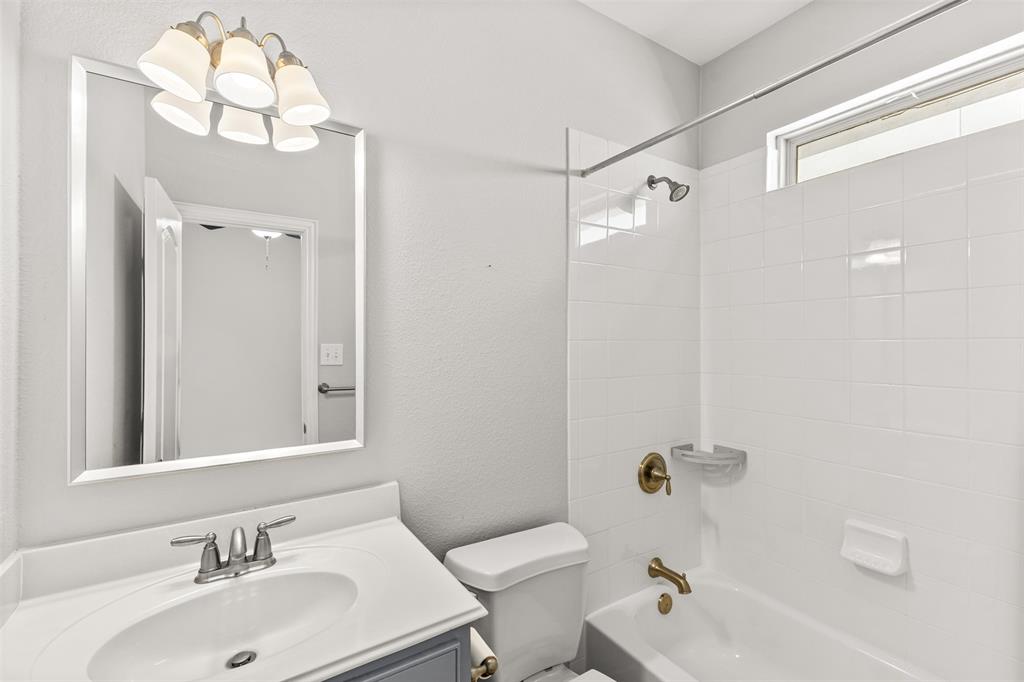 Plaza At Forest Park Condo - Residential