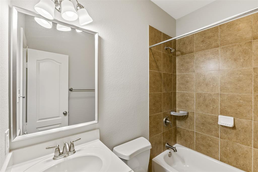 Plaza At Forest Park Condo - Residential