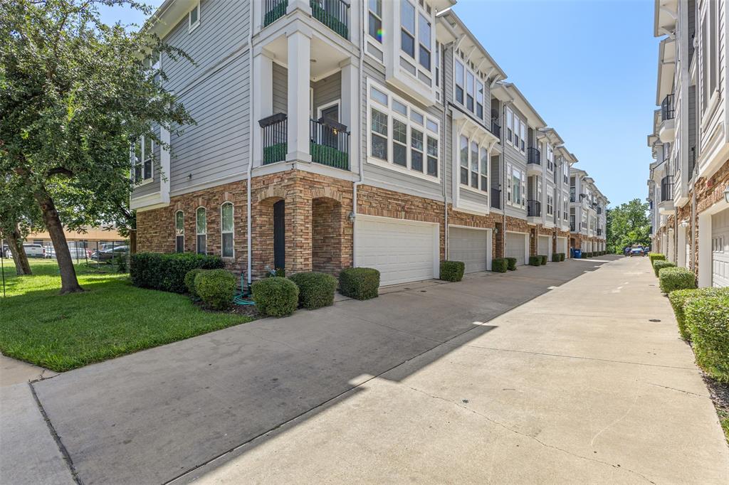 Plaza At Forest Park Condo - Residential