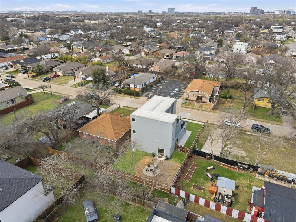 Victory Gardens - Residential