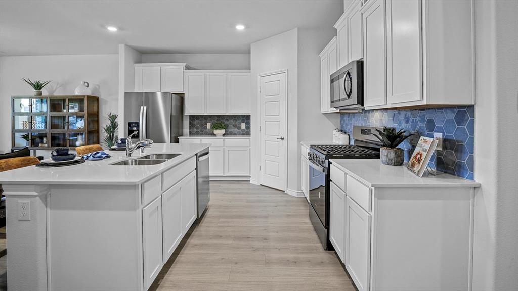Elevon - Residential