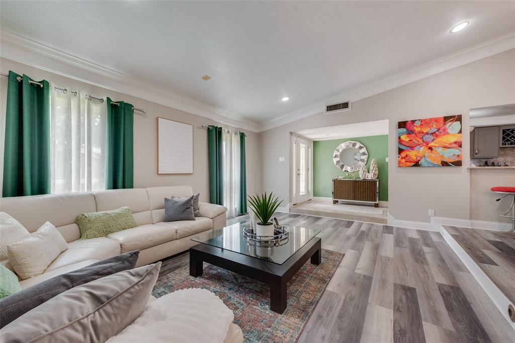 Woodlake No 8 - Residential