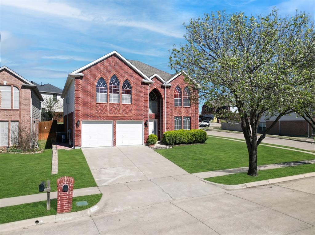 Seller is highly motivated!!.WELCOME TO YOUR PRIVATE SANCTUARY at 7900 Rushmore Rd, perfectly positioned at the quiet terminus of a serene street in the highly coveted Park Glen community. This exquisite 2-story traditional home offers a rare lifestyle opportunity, sitting directly across from a lush greenbelt with immediate access to miles of the scenic Arcadia Trail system. Imagine starting your mornings with a peaceful walk or bike ride right from your doorstep in an environment defined by open spaces and minimal through traffic.

Beyond its tranquil setting, this home boasts superb commuter convenience with easy access to major thoroughfares, ensuring a seamless drive to Fort Worth, the Alliance corridor, or DFW Airport. Step inside to discover an interior bathed in natural light, where a warm and inviting atmosphere meets a thoughtfully designed layout featuring 3 full baths and a powder room—all meticulously transformed in 2023.

THE EXTENSIVE 2023 UPDATES INCLUDE: A modern kitchen, designer-inspired bathrooms and showers, and stylish new flooring throughout. Fresh exterior paint and significant mechanical investments—including HVAC systems replaced in 2021 & 2023 and a new water heater in 2023—provide ultimate peace of mind. Located in the award-winning KELLER ISD, this beautifully maintained gem captures the perfect harmony of nature, modern comfort, and urban connectivity. This is a rare opportunity to own a fully updated home in an established, prime location. SCHEDULE YOUR PRIVATE TOUR TODAY!