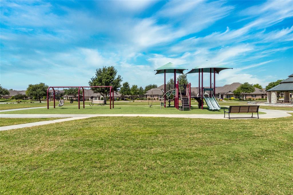 Villas In The Park PH 2 - Residential