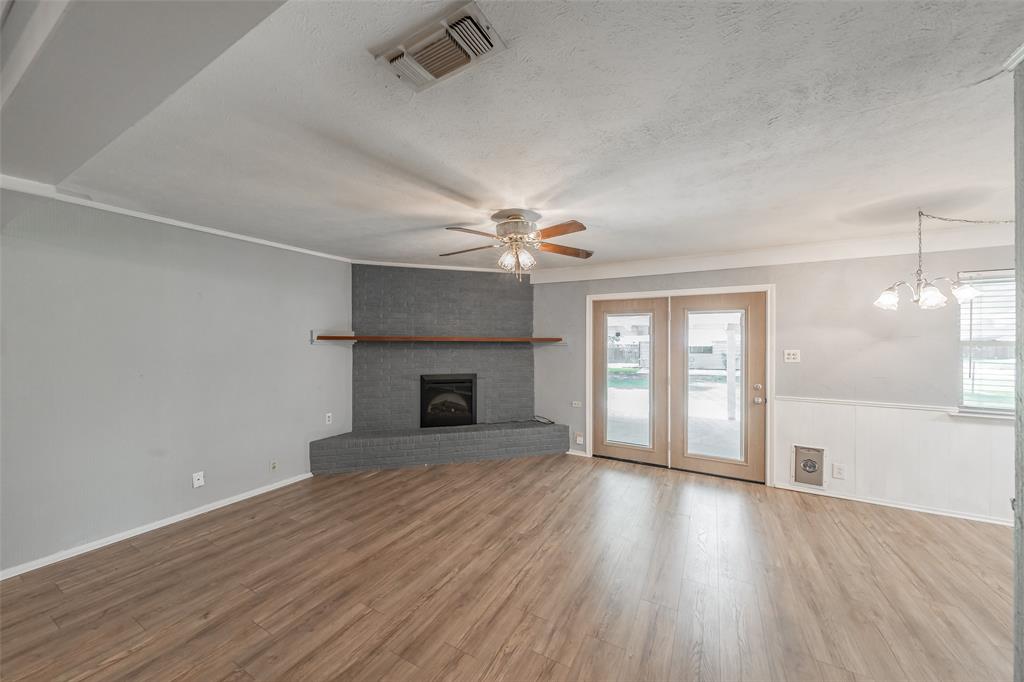 Crestmoor Park - Residential