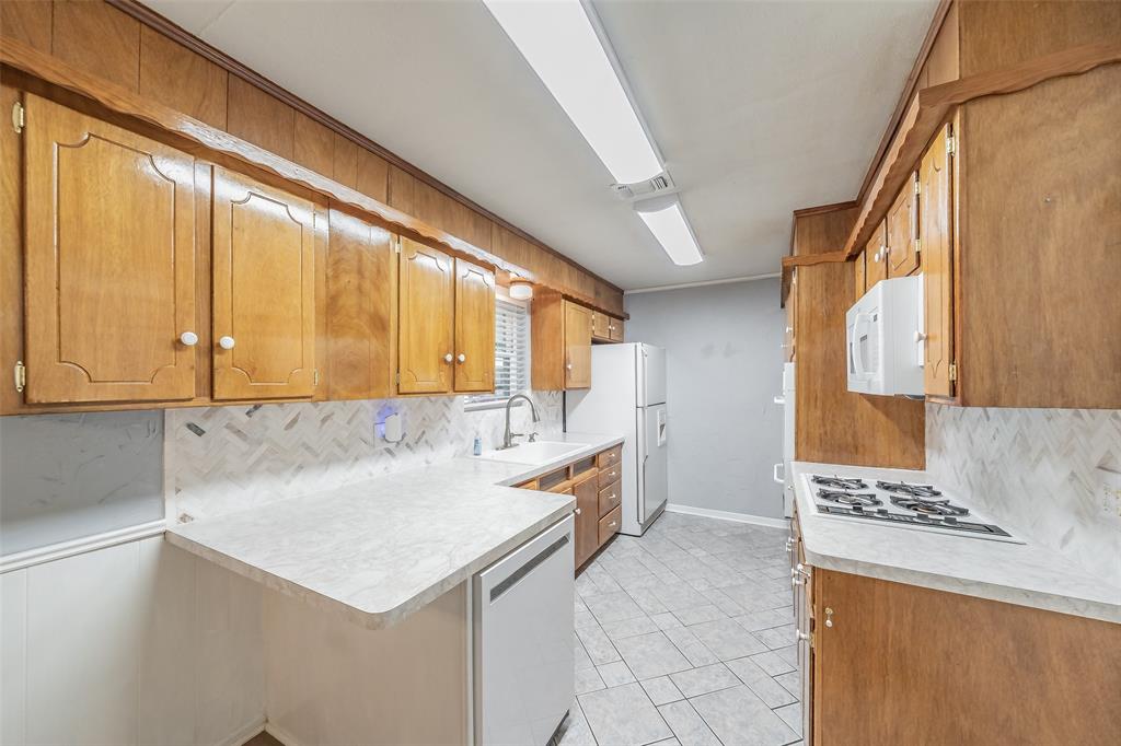 Crestmoor Park - Residential