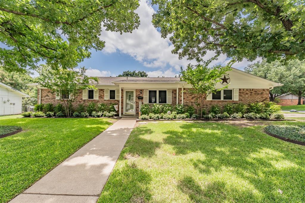 Crestmoor Park - Residential