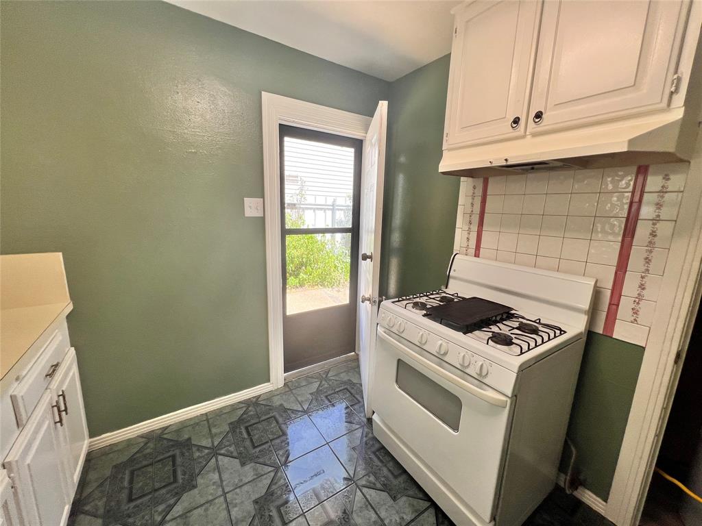 Military Park - Residential