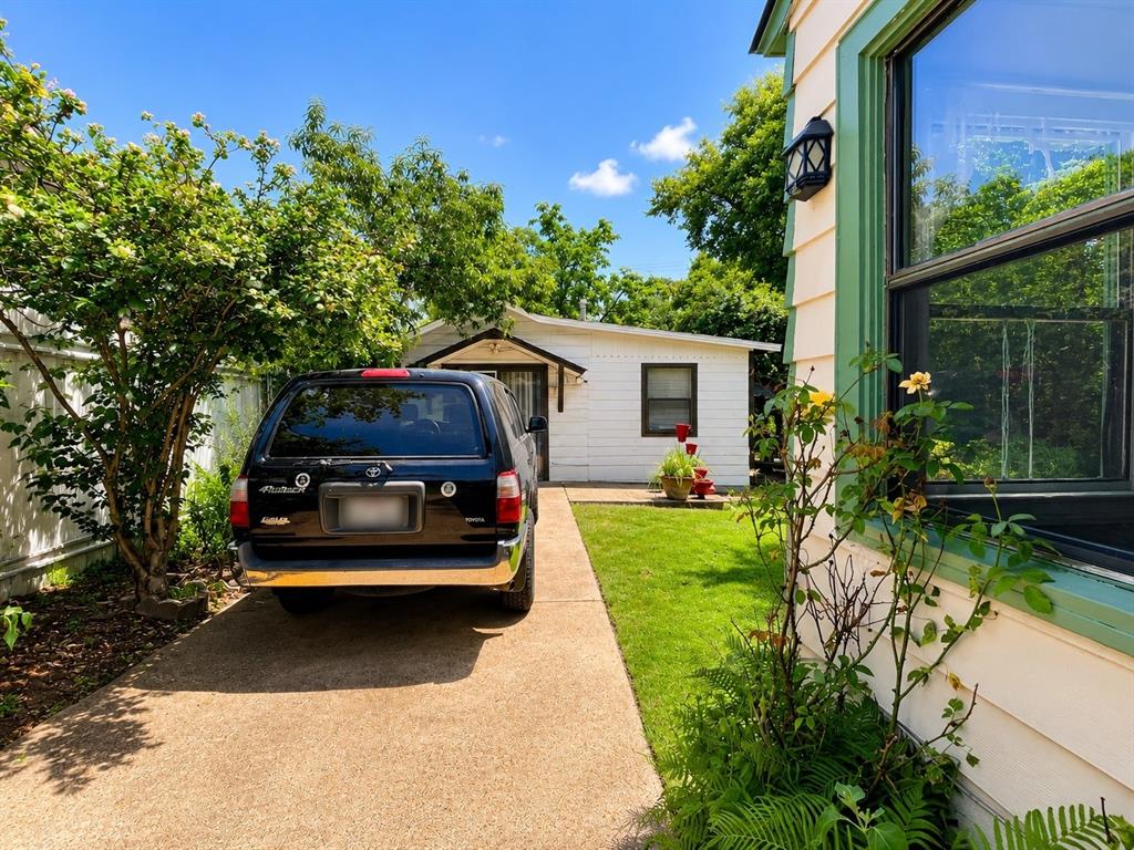 Military Park - Residential