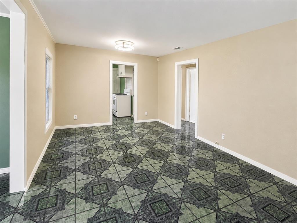 Military Park - Residential