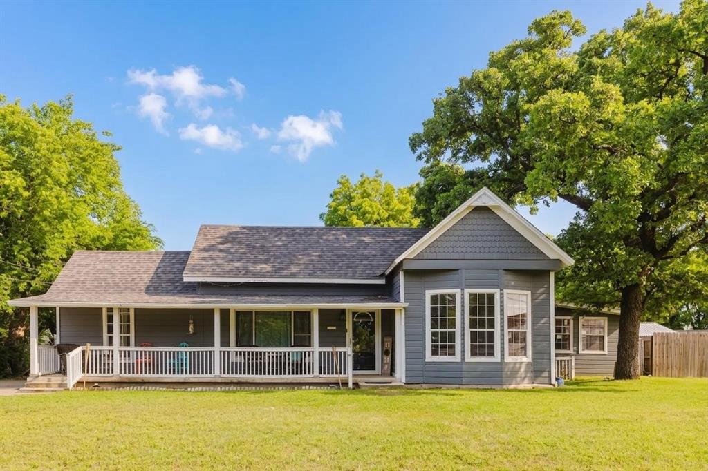 Welcome to this spacious and inviting 4-bedroom, 2-bath home located in the heart of Eastland. With 2,617 square feet of living space, this property offers the perfect blend of character, functionality, and convenience.

Inside, you’ll find a large kitchen and dining area designed for gathering with family and friends, plus multiple living spaces that give everyone room to spread out. The additional flex space offers endless possibilities and could easily serve as a home office, playroom, second living area, hobby room, or home gym.

Outside, the oversized backyard provides plenty of room for entertaining, pets, gardening, or simply enjoying quiet evenings at home. Conveniently located close to downtown Eastland, this home offers quick access to local shopping, dining, schools, and everyday amenities while still providing a comfortable neighborhood feel.

If you’ve been searching for a home with space, flexibility, and small-town Texas charm, 201 E. Plummer St. is one you won’t want to miss.