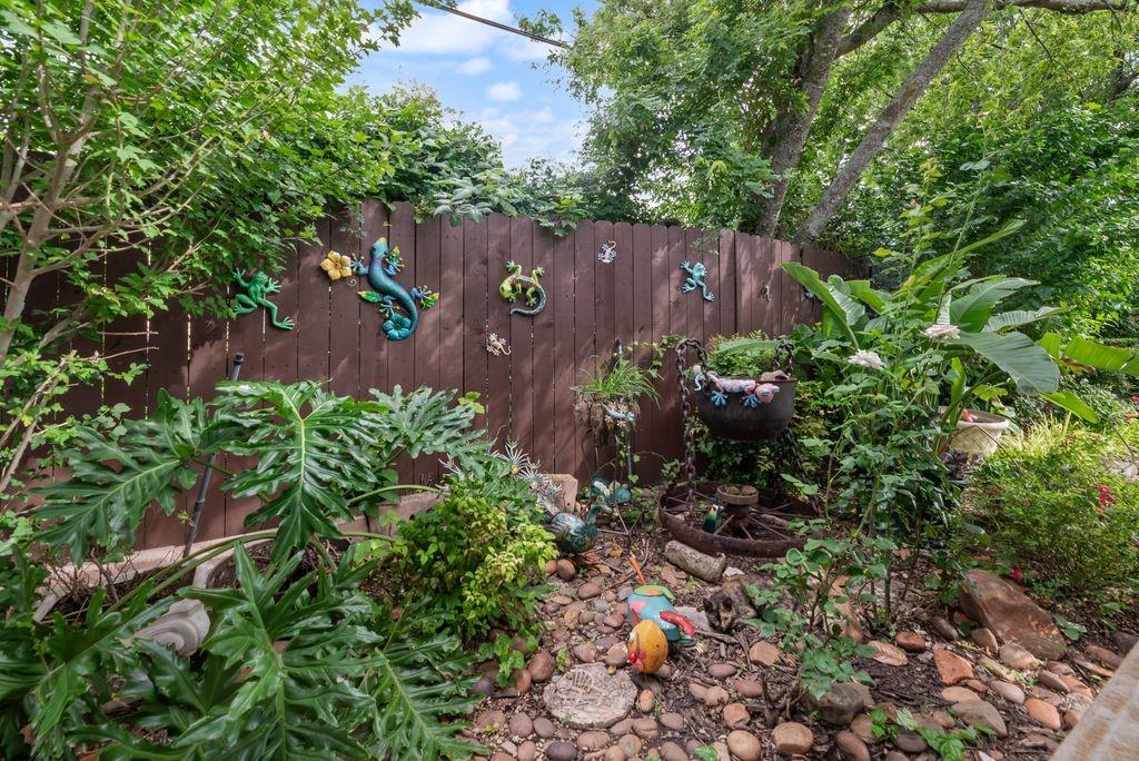 4DSD62 - Residential