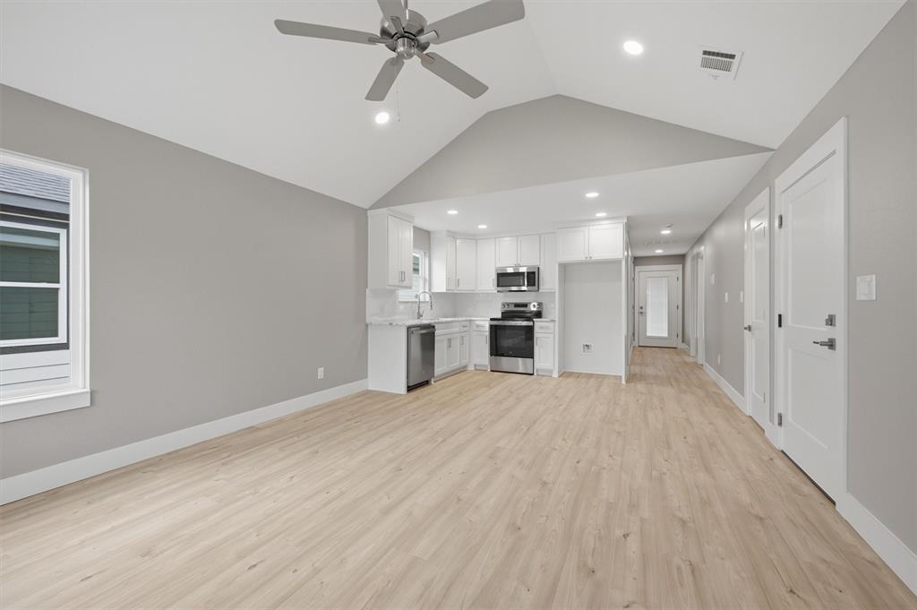 ELEANOR'S 1ST ADDITION - Residential