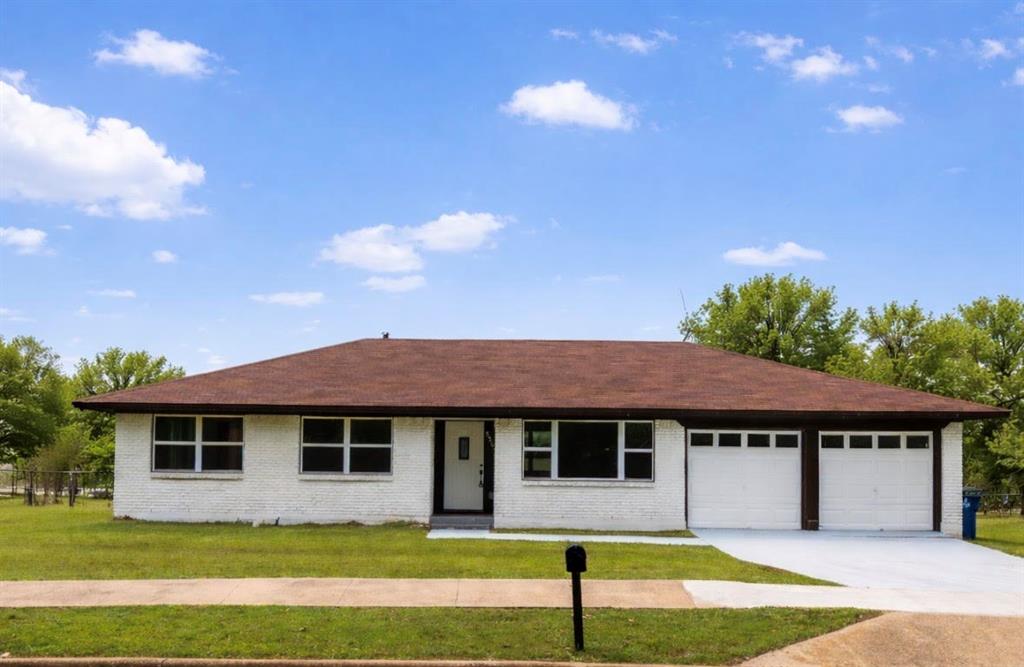 PRESTON HILLS - Residential