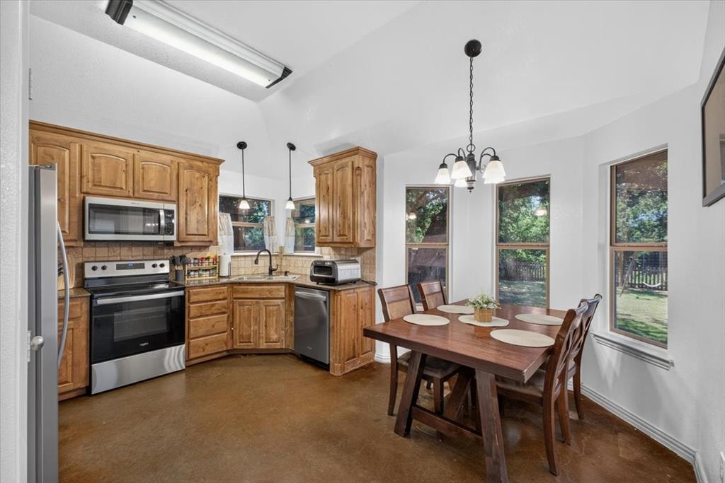 Treaty Oaks - Residential