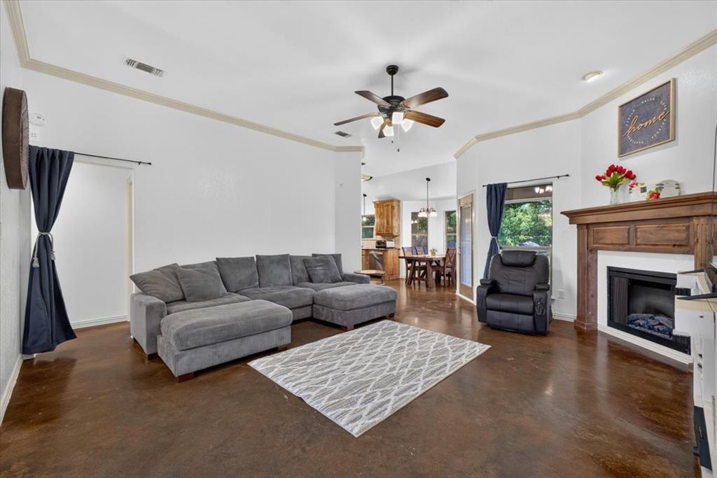 Treaty Oaks - Residential