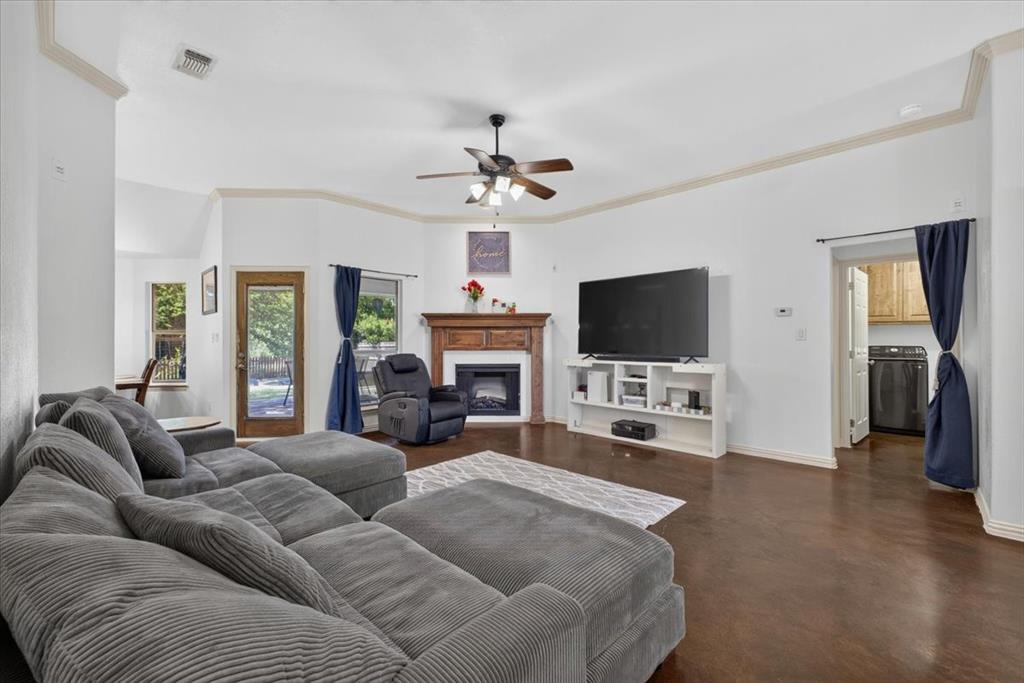 Treaty Oaks - Residential