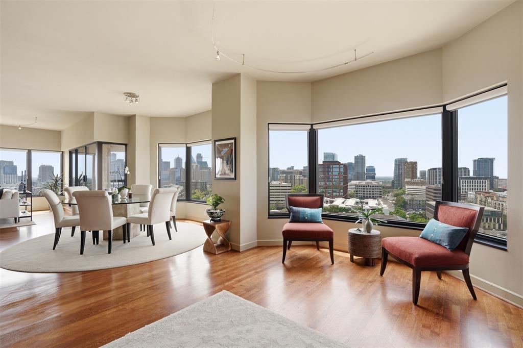 Latour Condo - Residential