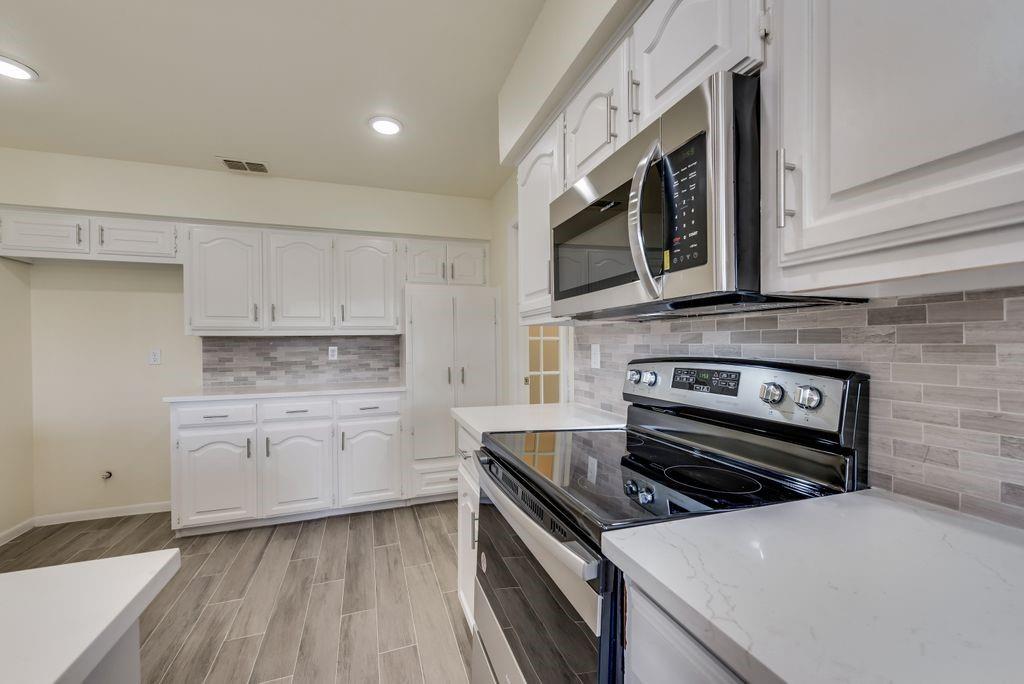 ROLLING ACRES 2.46 AC - Residential Lease