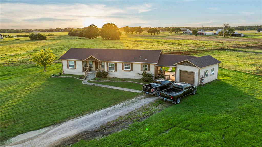 (RANCH) HORSE RANCHES IN COUNTY - Farm