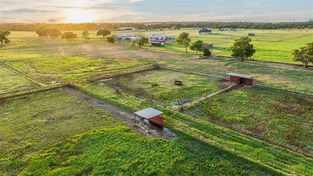 (RANCH) HORSE RANCHES IN COUNTY - Farm