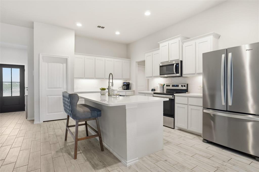 Mountain Vly Lake Tr D Ph 1 - Residential