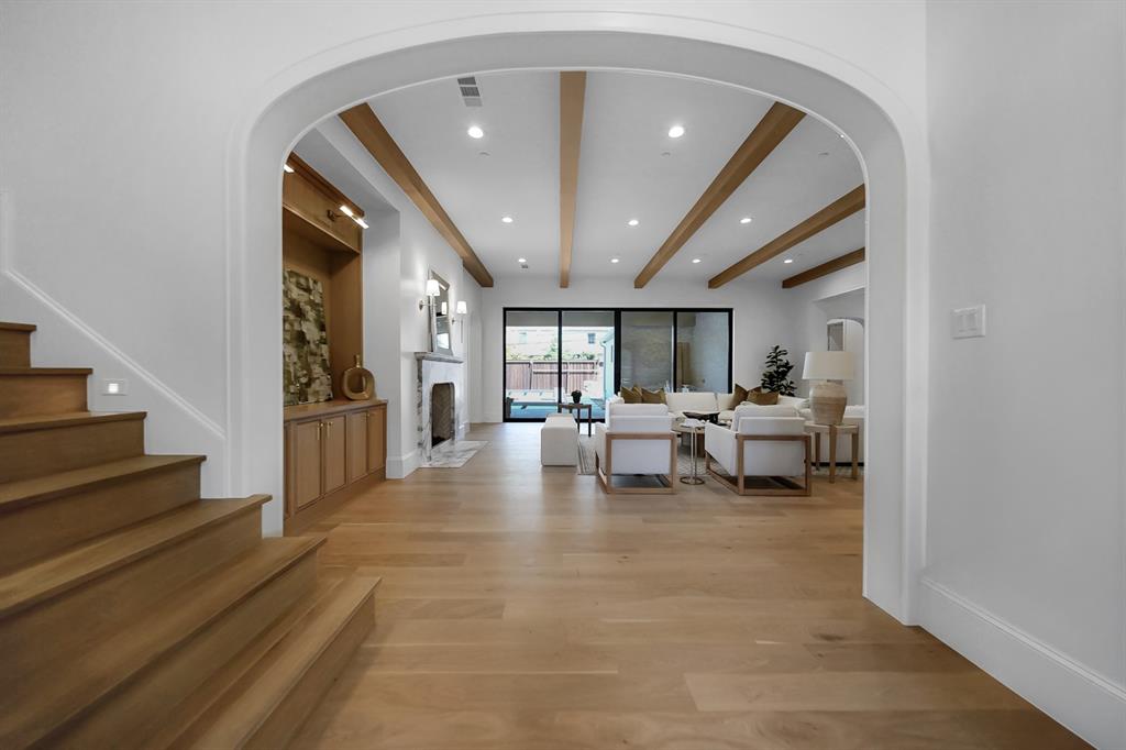 Meaders - Residential