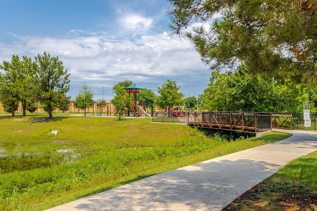 Bent Trail Village - Residential