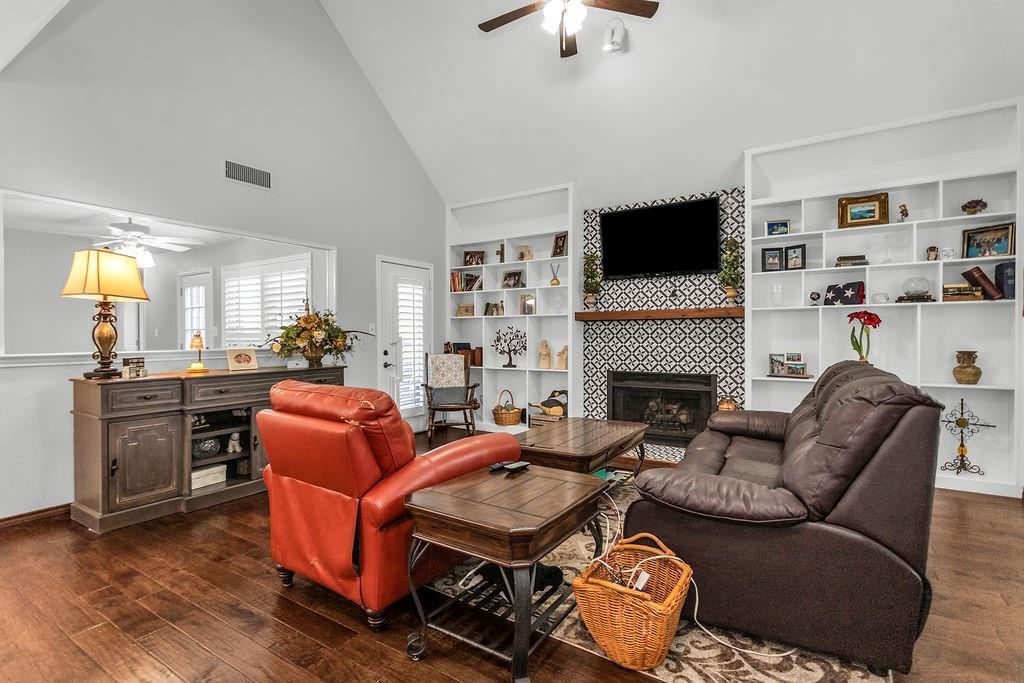 Bent Trail Village - Residential