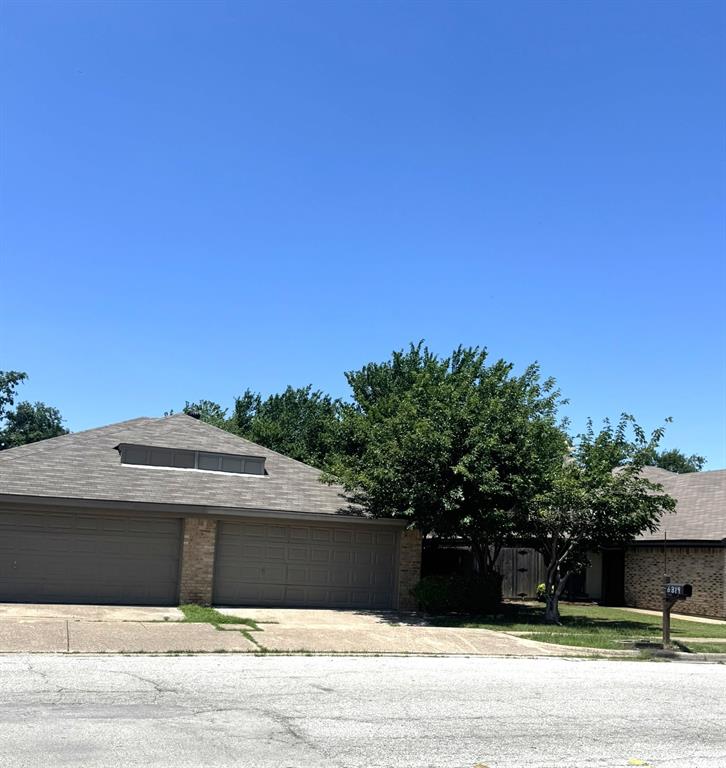 Single family attached (half duplex) for sale in the Fox Hollow Addition.  This home has been updated and is move in ready!  This is a perfect opportunity for a Homeowner or Investor!  These single units do not come of the market often, so be sure to check it out while you can.  The property just received a full interior paint, new flooring throughout the home, new hall bathroom shower wall and tub installed, new lighting throughout, new closet doors, new exterior door, new garage door and opener and much more updating.  Roof was replaced in August 2020.

Whether you want to purchase as an investment property or move in and call it home, this is a great property with tons of upgrades and will not last long.