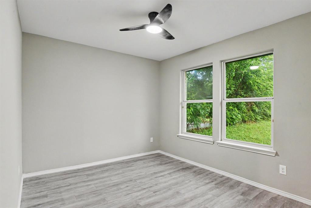 Central Ave - Residential