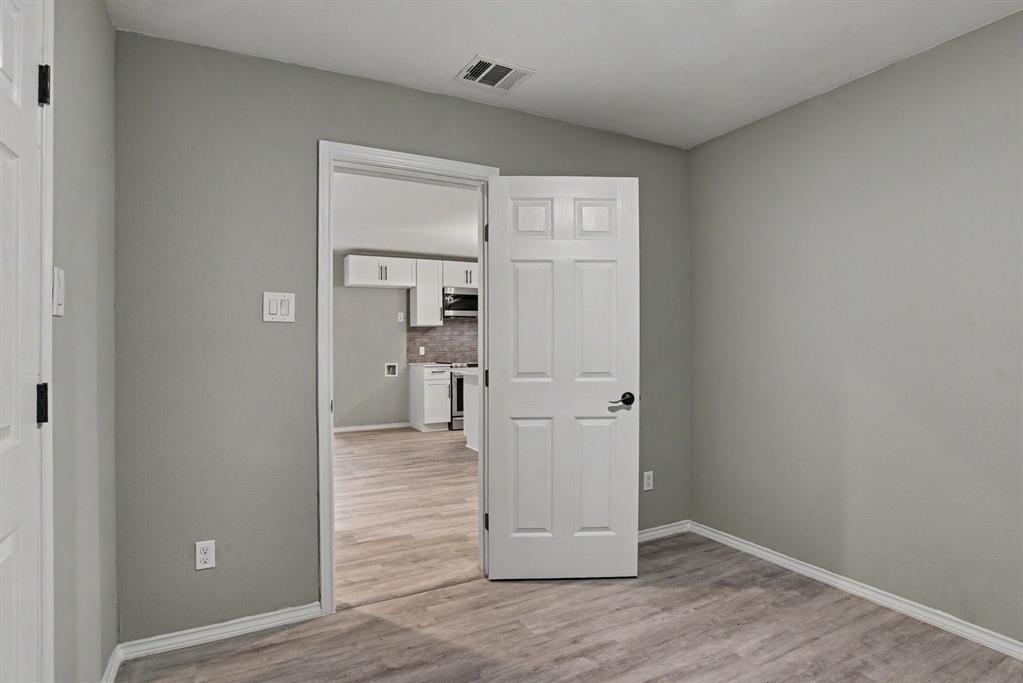 Central Ave - Residential