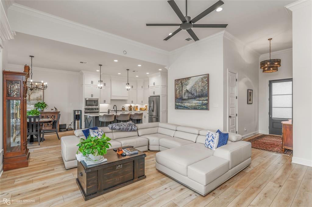 Pin Oak Lndg Un 1 - Residential