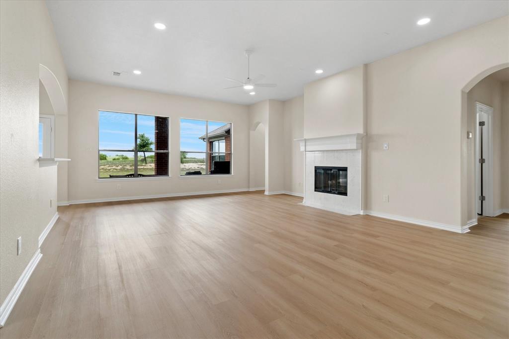 Lago Vista at Bonds Ranch - Residential