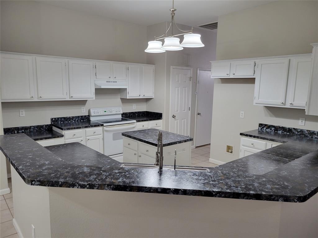 Hulen Meadow Add - Residential Lease