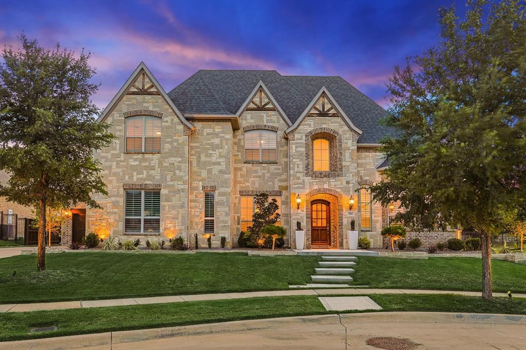 Stunning, transitional home located in the center of the metroplex, nestled 30 minutes from Dallas or Ft. Worth & feeding into the top rated Carroll ISD. Perfectly positioned within the heart of Southlake, this immaculately kept 5-bedroom home boasts style & luxury. Open concept, high ceilings in the living space, unique architectural details, rich hardwoods & beautiful windows galore. Natural light soars throughout the home enhancing the neutral color pallet & making the space feel light & airy. The heart of the home is spacious. featuring a magnificent fireplace to cozy up to during cold nights & it draws you into the views of the pool that relaxing summer nights will invite you to be apart of. This is truly a home you can't miss and will want to see.