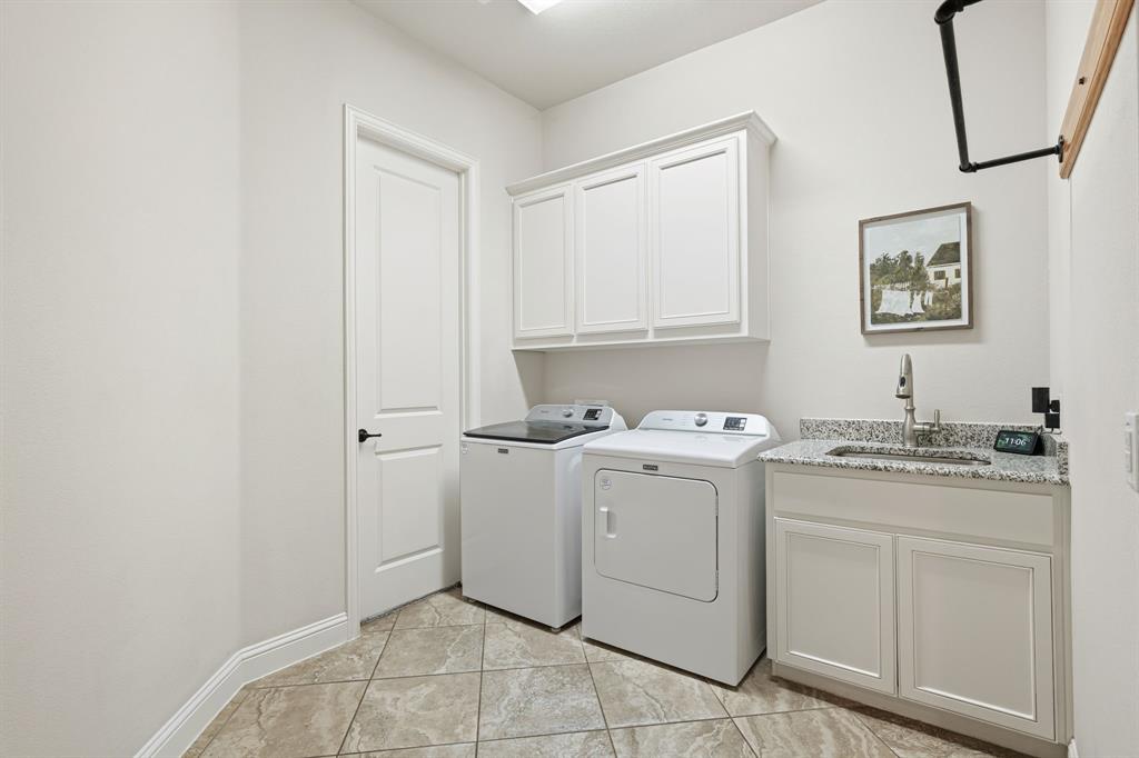 WYNN RIDGE ESTATES - Residential