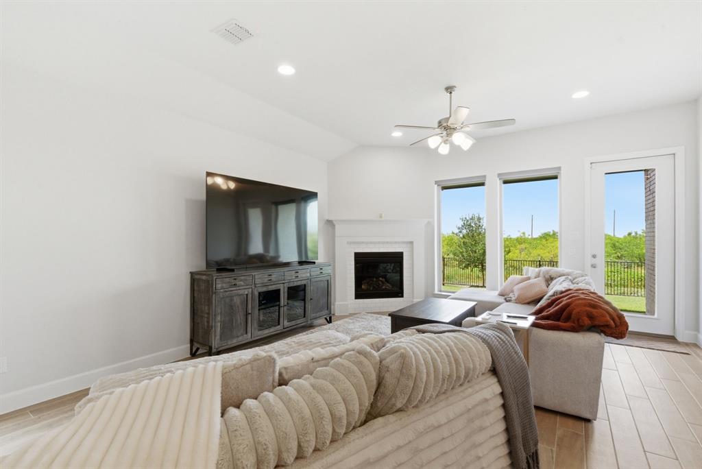 Sweetgrass Ph 1a - Residential