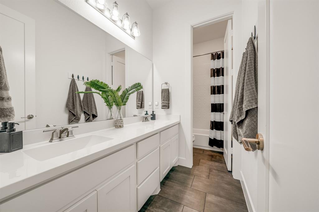 Grove Frisco Ph 6, The - Residential