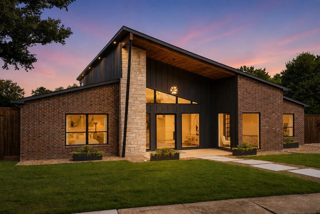 HILLCREST HOMES NO 2 - Residential