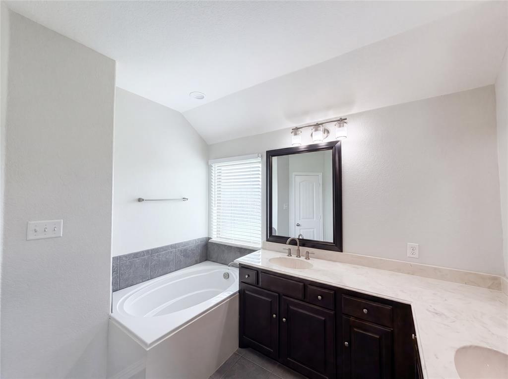 Saginaw Spgs Ph 2 - Residential