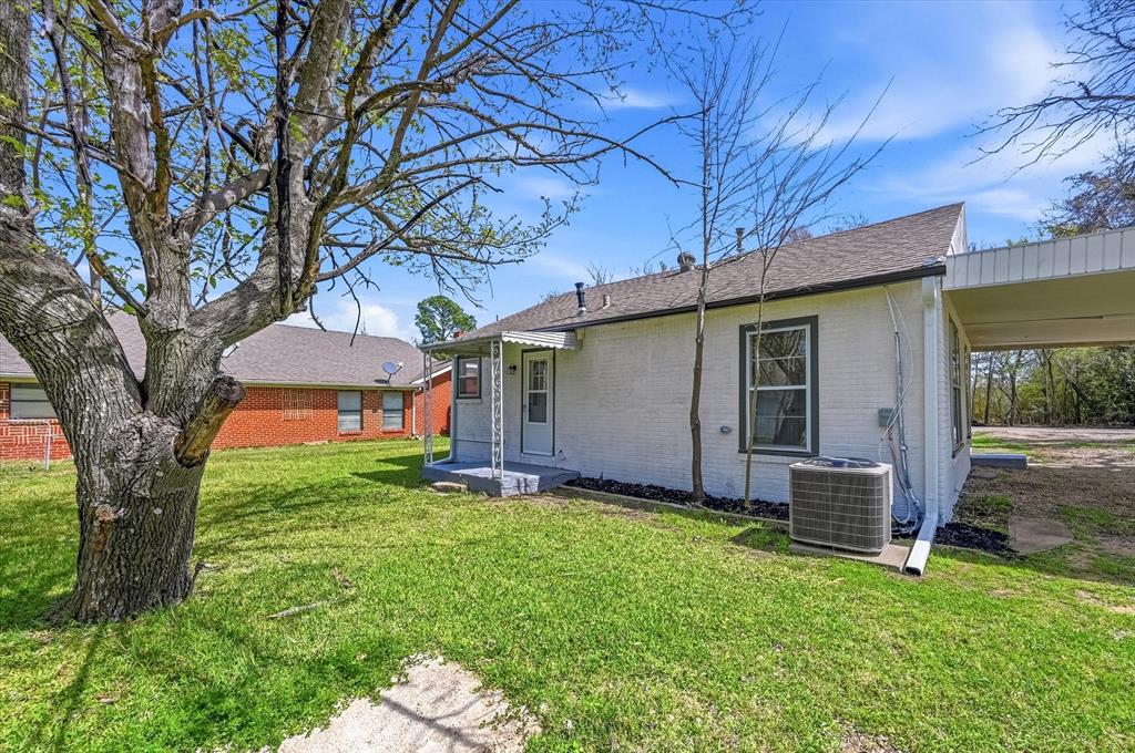 Hawthorne & Fallis - Residential