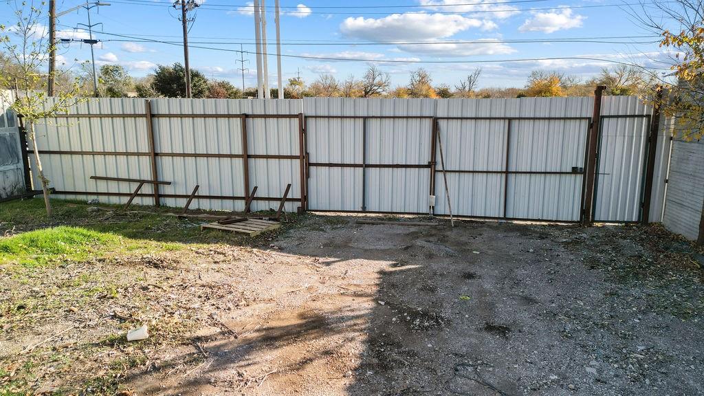 Polytechnic Heights - Commercial Sale
