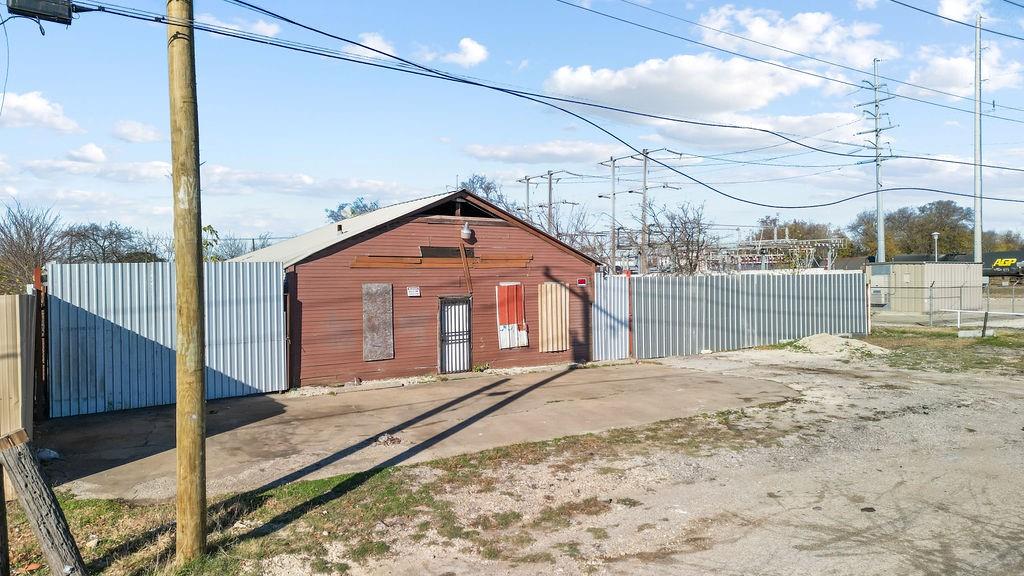 Polytechnic Heights - Commercial Sale