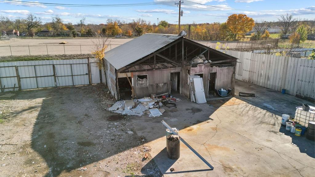 Polytechnic Heights - Commercial Sale